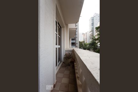 Apartamento para alugar com 160m², 4 quartos e 1 vaga Apartamento para alugar com 160m², 4 quartos e 1 vagaVaranda da Sala