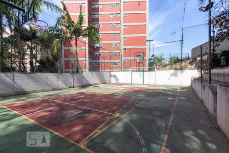 Apartamento à venda com 90m², 4 quartos e 1 vaga Apartamento à venda com 90m², 4 quartos e 1 vagaQuadra