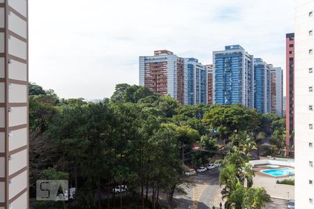 Apartamento à venda com 90m², 4 quartos e 1 vaga Apartamento à venda com 90m², 4 quartos e 1 vagaVista da varanda da sala