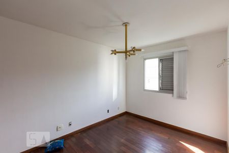 Apartamento à venda com 90m², 4 quartos e 1 vaga Apartamento à venda com 90m², 4 quartos e 1 vagaSuíte