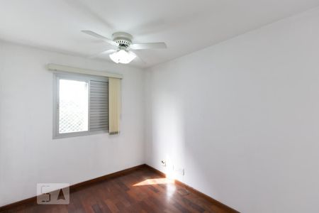 Apartamento à venda com 90m², 4 quartos e 1 vaga Apartamento à venda com 90m², 4 quartos e 1 vagaQuarto 3