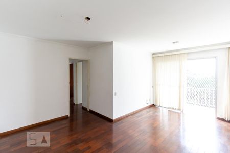 Apartamento à venda com 90m², 4 quartos e 1 vaga Apartamento à venda com 90m², 4 quartos e 1 vagaSala