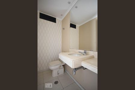 Lavabo de apartamento à venda com 3 quartos, 160m² em Vila Suzana, São Paulo