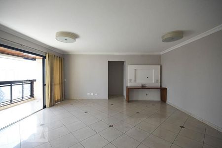 Apartamento à venda com 160m², 3 quartos e 4 vagasSala