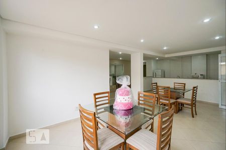 Apartamento para alugar com 54m², 2 quartos e 1 vaga Apartamento para alugar com 54m², 2 quartos e 1 vagaÁrea comum - Salão de festas