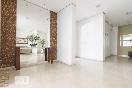 Hall de apartamento para alugar com 2 quartos, 62m² em Vila Ipojuca, São Paulo
