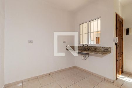 Cozinha de casa de condomínio para alugar com 1 quarto, 30m² em Quarta Parada, São Paulo