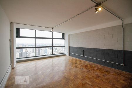 Sala de kitnet/studio para alugar com 1 quarto, 37m² em Centro, São Paulo