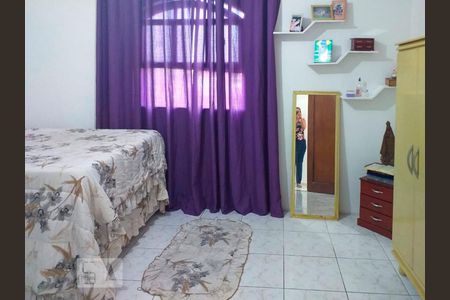 Casa para alugar com 270m², 4 quartos e 6 vagasQuarto 4