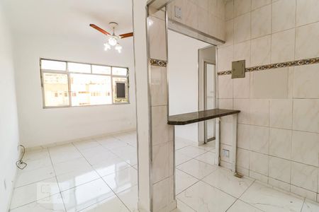 Sala de apartamento para alugar com 2 quartos, 50m² em Pechincha, Rio de Janeiro