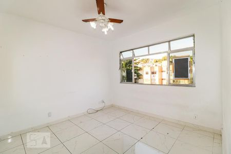 Sala de apartamento para alugar com 2 quartos, 50m² em Pechincha, Rio de Janeiro