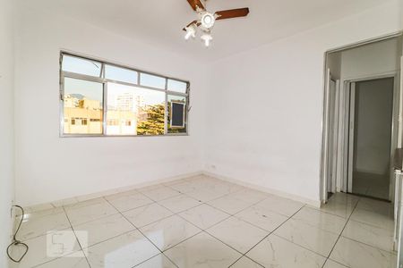 Sala de apartamento para alugar com 2 quartos, 50m² em Pechincha, Rio de Janeiro