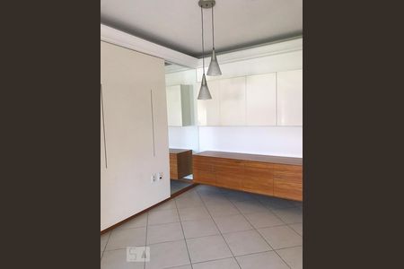 Sala de apartamento para alugar com 3 quartos, 93m² em Tijuca, Rio de Janeiro