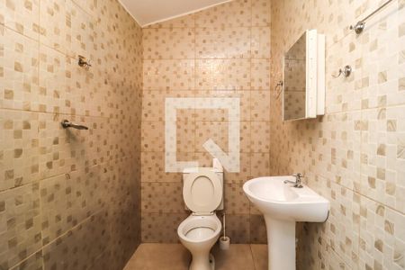 Banheiro de casa para alugar com 1 quarto, 40m² em Vila Água Funda, São Paulo