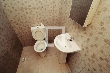 Casa para alugar com 40m², 1 quarto e sem vaga Casa para alugar com 40m², 1 quarto e sem vagaBanheiro