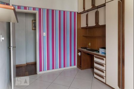 Quarto 1 de apartamento para alugar com 3 quartos, 131m² em Grajaú, Rio de Janeiro