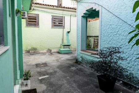 Casa para alugar com 40m², 1 quarto e sem vaga Casa para alugar com 40m², 1 quarto e sem vagaEntrada da vila
