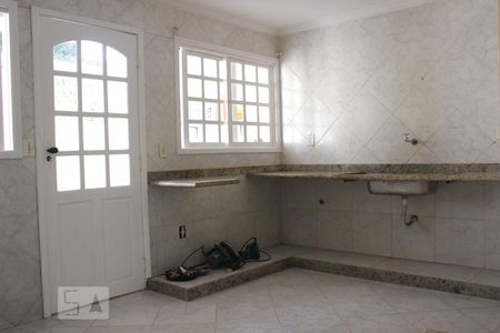Cozinha de casa de condomínio à venda com 2 quartos, 130m² em Vargem Grande, Rio de Janeiro