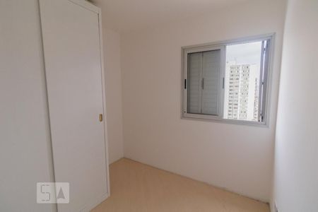 Apartamento à venda com 74m², 3 quartos e 1 vaga Apartamento à venda com 74m², 3 quartos e 1 vagaDormitório 2