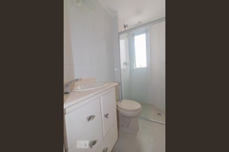 Apartamento à venda com 74m², 3 quartos e 1 vaga Apartamento à venda com 74m², 3 quartos e 1 vagaBanheiro da Suíte