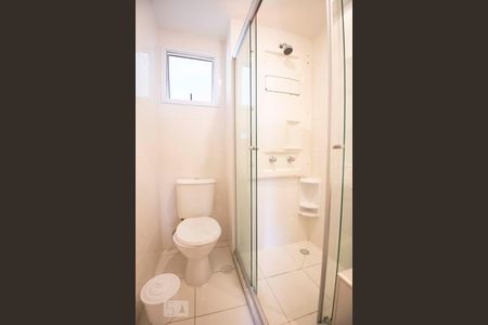 banheiro de apartamento à venda com 2 quartos, 64m² em Swift, Campinas