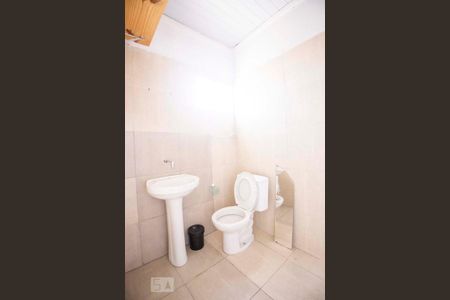 banheiro de kitnet/studio para alugar com 1 quarto, 50m² em Jardim Nova Europa, Campinas