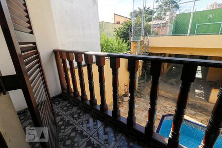 Casa à venda com 550m², 5 quartos e 6 vagas Casa à venda com 550m², 5 quartos e 6 vagasVaranda da Suite 3