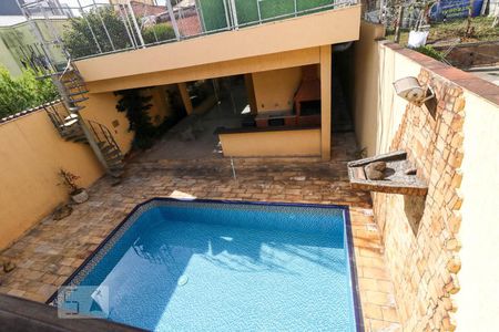 Casa à venda com 550m², 5 quartos e 6 vagas Casa à venda com 550m², 5 quartos e 6 vagasVista da Suite 4