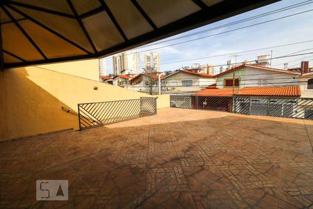 Casa à venda com 550m², 5 quartos e 6 vagas Casa à venda com 550m², 5 quartos e 6 vagasSalada da Frente da casa