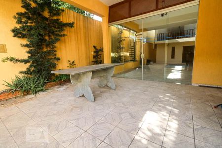 Casa à venda com 550m², 5 quartos e 6 vagas Casa à venda com 550m², 5 quartos e 6 vagasSalão