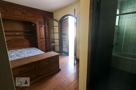 Casa à venda com 550m², 5 quartos e 6 vagas Casa à venda com 550m², 5 quartos e 6 vagasSuite 2