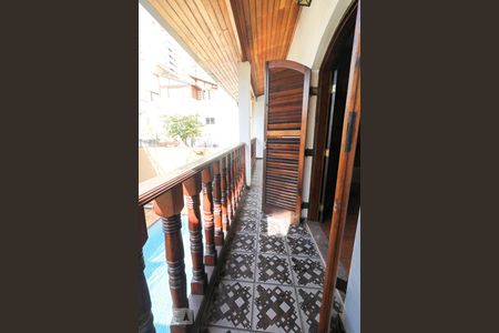 Casa à venda com 550m², 5 quartos e 6 vagas Casa à venda com 550m², 5 quartos e 6 vagasVaranda da Suite 3