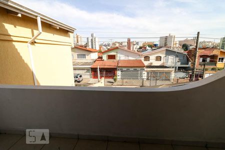 Casa à venda com 550m², 5 quartos e 6 vagas Casa à venda com 550m², 5 quartos e 6 vagasVaranda da Suite