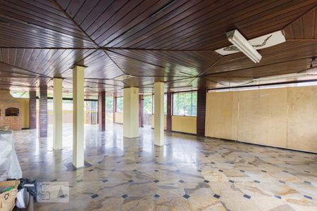 Casa à venda com 736m², 3 quartos e 4 vagasEspaço Gourmet