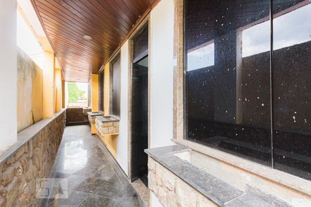 Casa à venda com 736m², 3 quartos e 4 vagasVaranda da Suíte 2