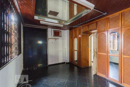 Casa à venda com 736m², 3 quartos e 4 vagasSuíte 3