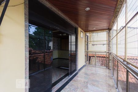 Casa à venda com 736m², 3 quartos e 4 vagasVaranda da Suíte 1