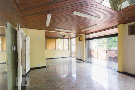 Casa à venda com 736m², 3 quartos e 4 vagasSuíte 1