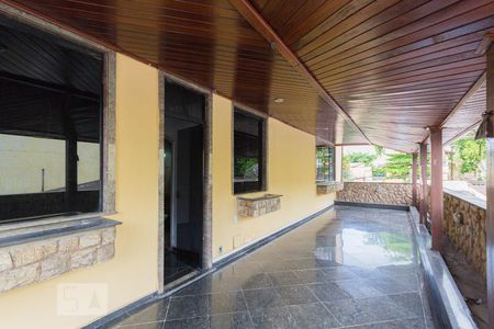 Casa à venda com 736m², 3 quartos e 4 vagasVaranda da Suíte 3