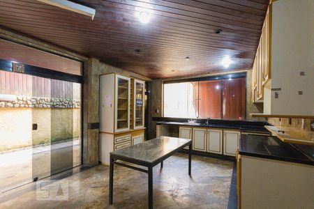 Casa à venda com 736m², 3 quartos e 4 vagasCozinha