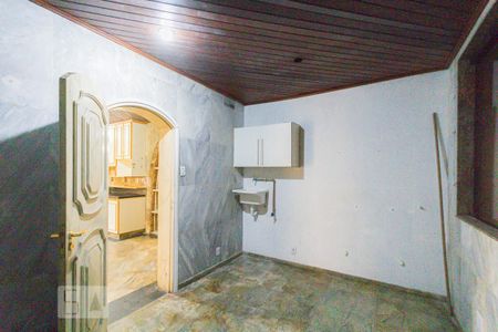 Casa à venda com 736m², 3 quartos e 4 vagasLavanderia