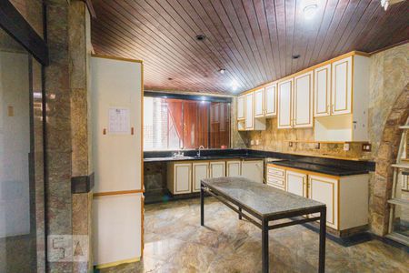 Casa à venda com 736m², 3 quartos e 4 vagasCozinha