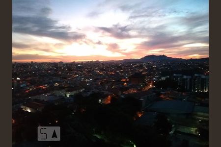 Apartamento para alugar com 56m², 2 quartos e 1 vagaVista