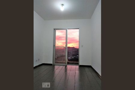 Sala de apartamento para alugar com 2 quartos, 56m² em Vila Marina, São Paulo