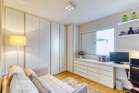 Segundo dormitório de apartamento à venda com 2 quartos, 100m² em Vila Olímpia, São Paulo
