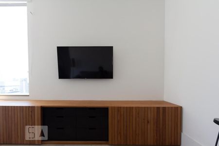 Detalhe Sala de apartamento à venda com 1 quarto, 80m² em Vila Nova Conceição, São Paulo