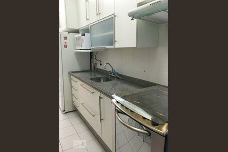 Cozinha de apartamento para alugar com 2 quartos, 92m² em Jardim Paulista, São Paulo