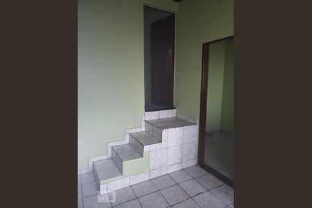 Escada de casa para alugar com 2 quartos, 80m² em Vila Dora, Santo André