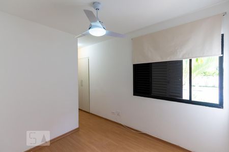 Suíte de apartamento para alugar com 3 quartos, 94m² em Vila Andrade, São Paulo