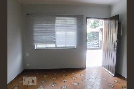Casa para alugar com 80m², 3 quartos e 3 vagas Casa para alugar com 80m², 3 quartos e 3 vagasSala